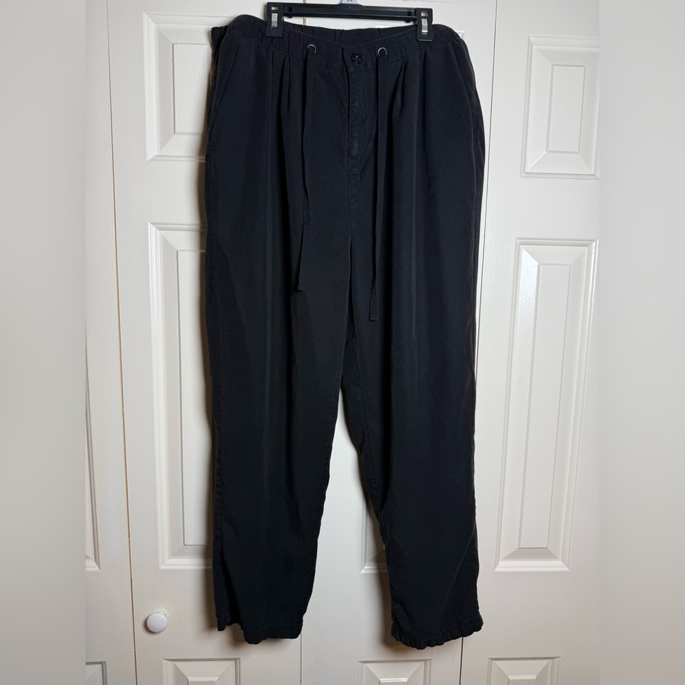 American Eagle Black Pants